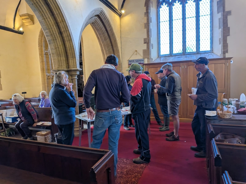 Autumn Churchyard Tidy Up - News - St Andrew's Church, West Hatch - A ...