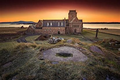 Iona Style worship